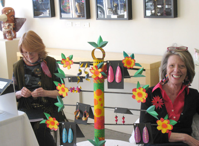 Paper Jewelry Artists