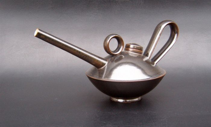 Ian Rylatt - Lamp Teapot